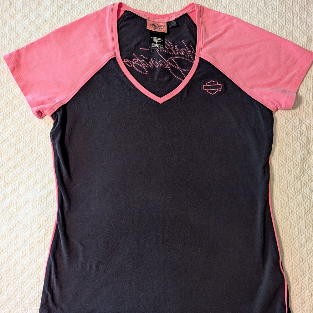 Harley-Davidson Women's Pink and Black V-Neck Top